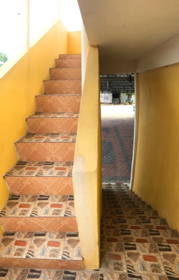 Rumah Hentian Ayah 캄풍 쿠알라 베숫 외부 사진