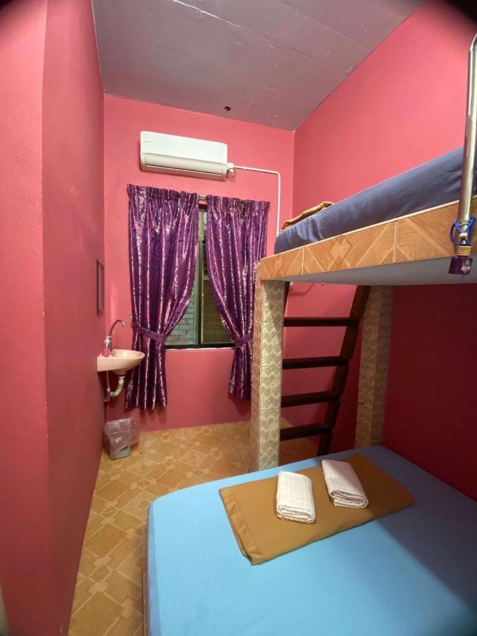 Rumah Hentian Ayah 캄풍 쿠알라 베숫 외부 사진